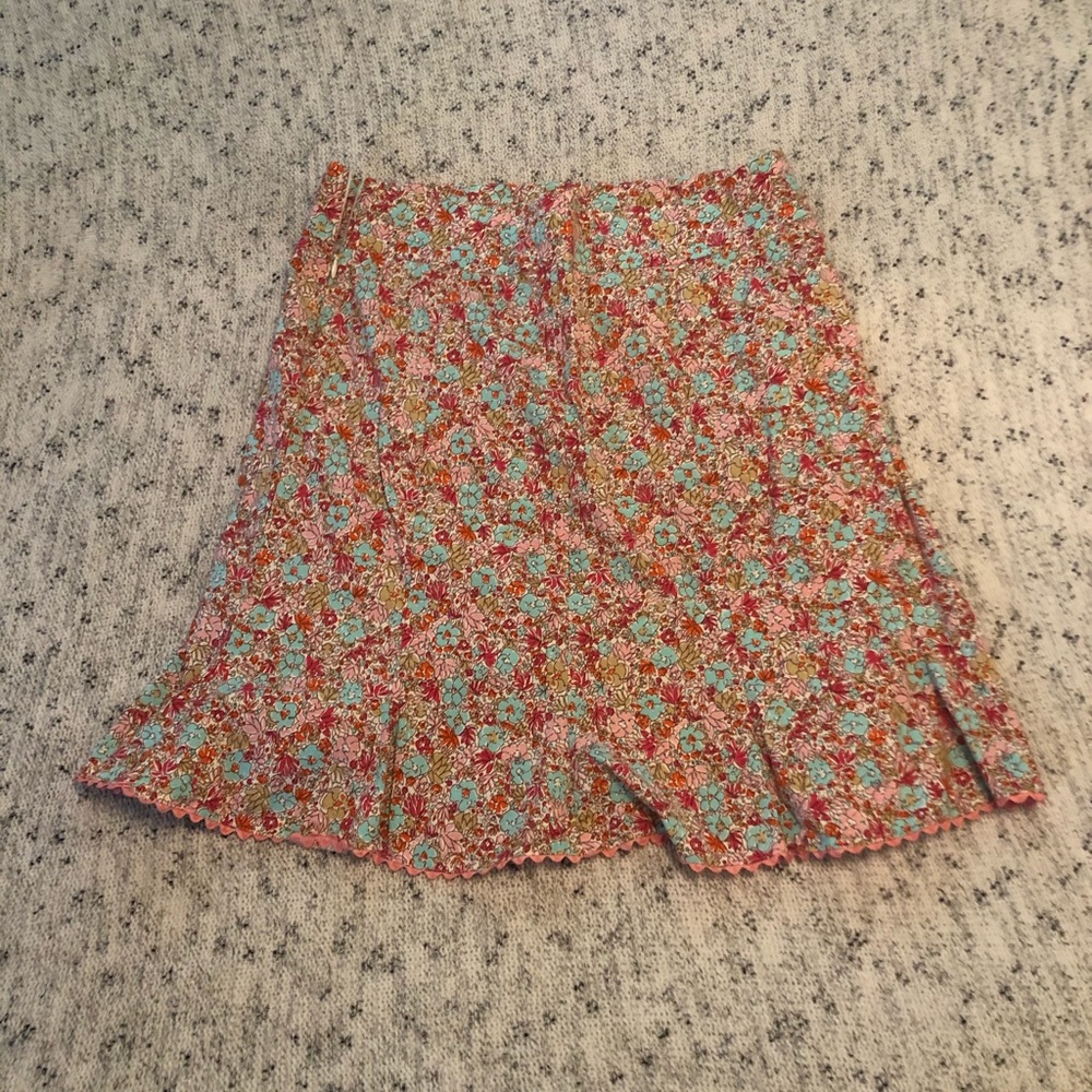 Adorable floral skirt by CAbi